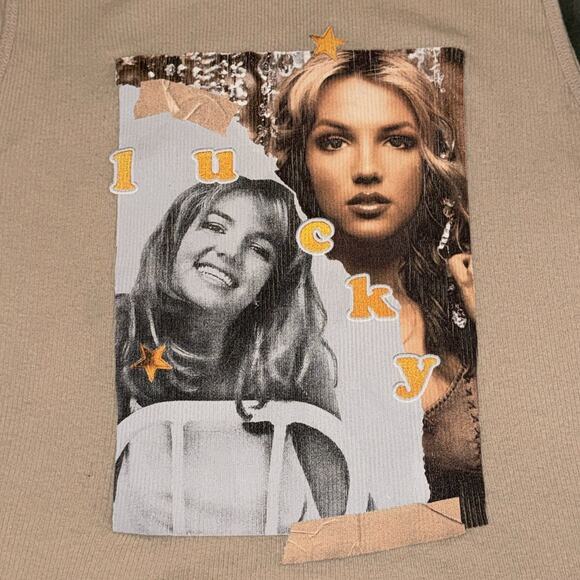 Britney Spears Merch Lucky Ribbed Graphic Tank Top in Tan Women’s Size Large - Picture 4 of 8